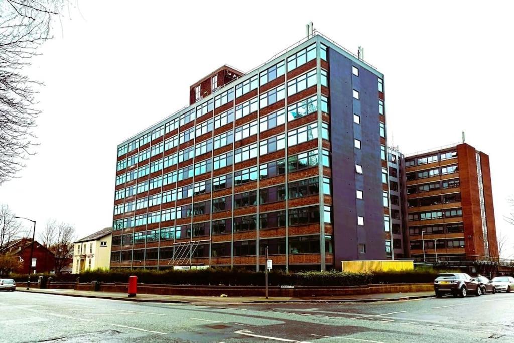 Fantastic One Bedroom Apartment Near Old Trafford Stadium Mánchester Exterior foto